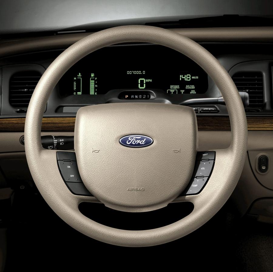  Ford Crown Victoria 1998 года  (фото 81 из 161)